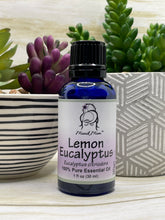 Load image into Gallery viewer, Lemon Eucalyptus Essential Oil
